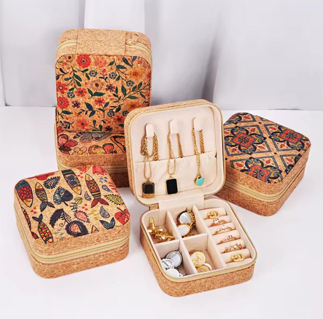 Printed Leather Jewelry Box – Small Travel Jewelry Case Organizer