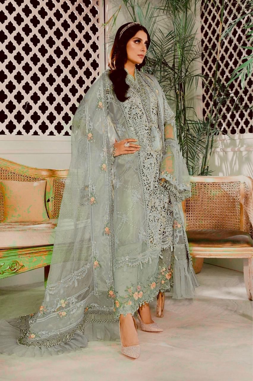 Maria.B Premium Wedding Organza Embroidered 3Pc